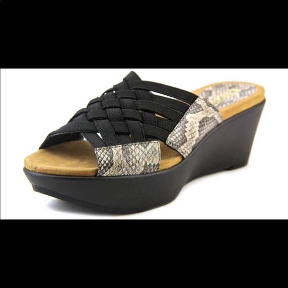 Chaps wedge sandals in NEW condition! - Picture 1 of 8